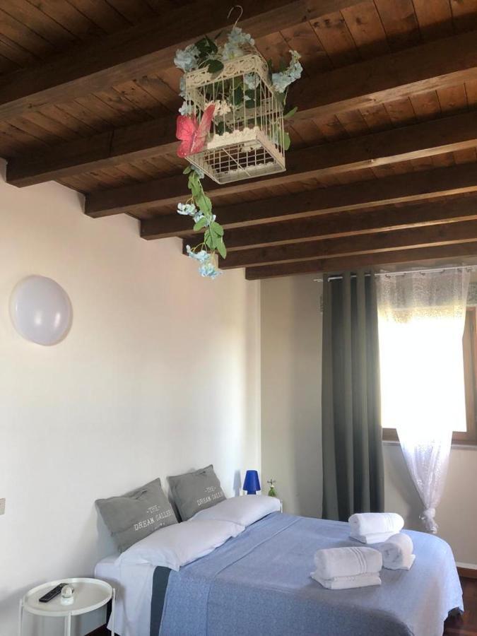 Attico By Marconi 11 Bed & Breakfast Besozzo Ngoại thất bức ảnh