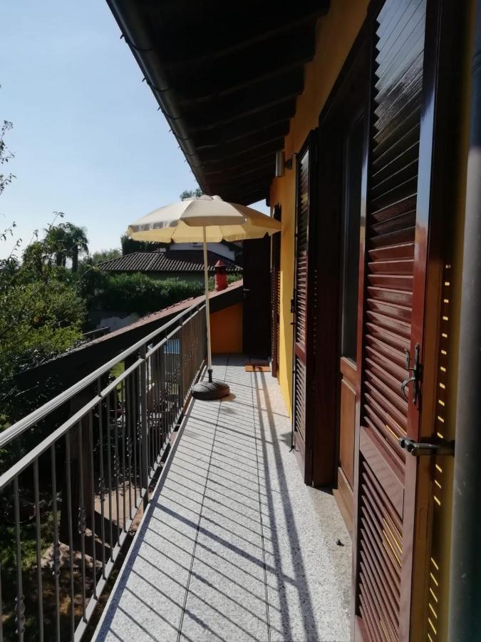 Attico By Marconi 11 Bed & Breakfast Besozzo Ngoại thất bức ảnh
